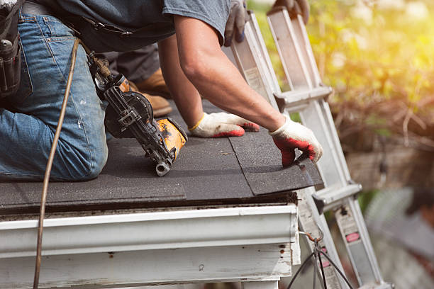 Best Roof Gutter Cleaning  in Le Grand, CA