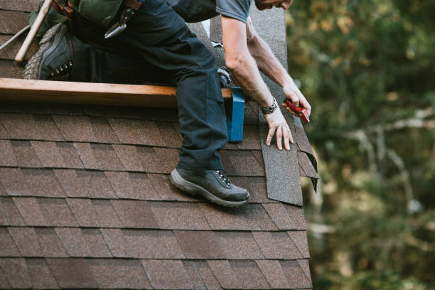 Best Roof Maintenance Services  in Le Grand, CA